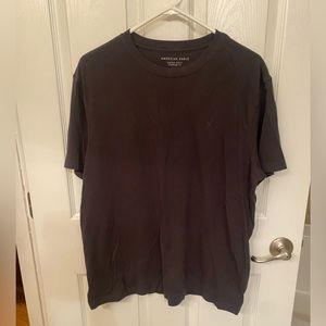 American Eagle AE super soft standard fit L tshirt